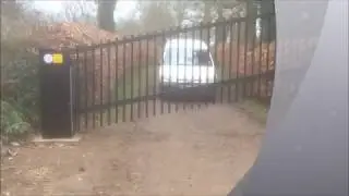 Vertical Lifting Gate