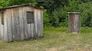 Hobo Shack #survivalcabin #trappercabin #tinyhouse