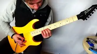 Yellow B.C.Rich Gunslinger (80s shred)