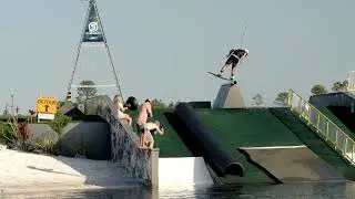 2019 Ronix Kinetik Flexbox 1 Wakeboard