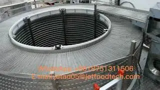 Self-stacking spiral freezer