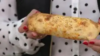 Leonetti's (6) 12-oz Gourmet Favorites Stromboli on QVC