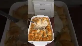 Sunday brunch casserole. It doesn&rsquo;t get better than this