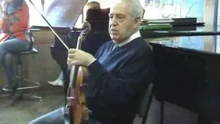 Conversaciones con el gran violinista Félix Ayo. El miedo escénico