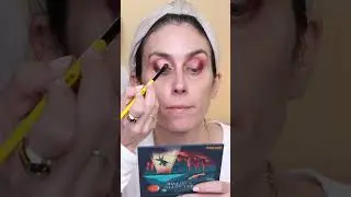 Singe Beauty by @AngelicaNyqvist created a BEAUTIFUL eyeshadow palette! #galacticvisitor #gifted