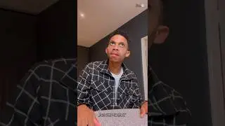Ему нужно молоко...😂😂