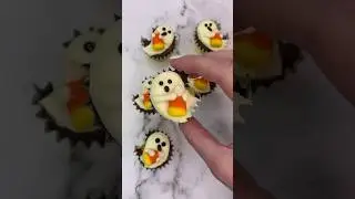 Baby BOO bites 👻👻 #cupcake #baking #halloween #spookyseason #ytshorts #shortsfeed #shorts