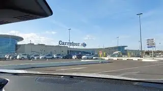 Carrefour Montesson, &Icirc;le de France. Summer 2022