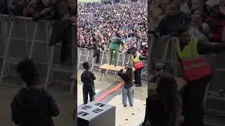 London UK ￼ tour ￼ with Teejay