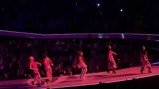Ariana Grande - Side To Side (Sweetener Tour)