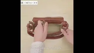 Carol Shoulder Bag &ndash; Compact Sophistication & Timeless Style ✨