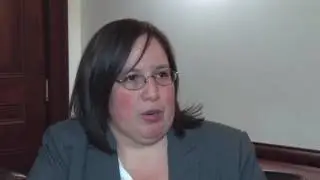State Senator Cristina Castro advocates for the Illinois TRUST Act (media)