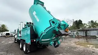For Sale 2015 Freightliner 114SD Vac-con Omnibus Vacuum Jetter Combo Truck