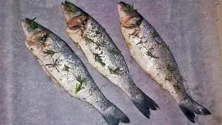 Сибас в духовке с вкуснейшим соусом тартар