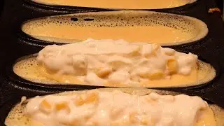 corn cheese in corn bread / 콘치즈가 들어간 옥수수빵 / korean street food