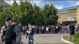 ОГРОМНАЯ ОЧЕРЕДЬ НА МАТЧ 