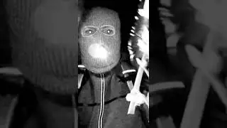 Мужчина в маске был пойман за демонтажем камеры дверного звонка Нэнси Гатри.