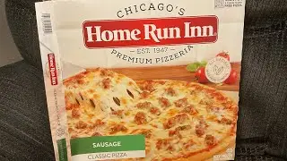 Обзор пиццы Sausage Classic в Home Run Inn в Чикаго