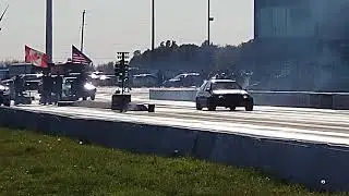 Dodge Challenger destroyed by a Honda civic EG cayuga drag race 11.5 sec 1/4 mile