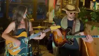 Longhauler - Rogue COYOTE Live from Dark Horse, Truckee
