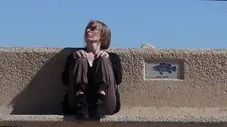 ...mit sommerlichen Gr&uuml;&szlig;en - TanzKunstVideo &copy; Marion Luise Buchmann mit Chandana M. H&ouml;rmann (2019)
