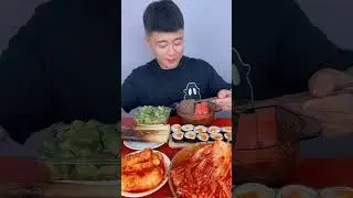 ASMR KOREAN FOOD FEAST: KIMCHI, SUNDAE, MANDU, NAENGMYEON, JOKBAL, GIMBAP, TTEOKBOKKI & EGGS