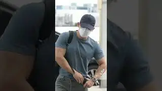 sexy wonho at airport 😍😍