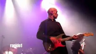 WILKO JOHNSON Machine Gun Guitar PARIS 2010