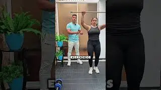 Aplana tu abdomen con un palo de escoba