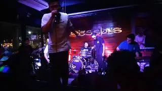 Ganid- vie with ian tayao @deftones night session bar