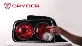 Выставка продукции Spyder Auto: задние фонари в европейском стиле для Ford Mustang 2005-2009 гг.