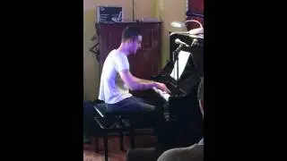 Robbie Mann playing Stride Piano at the 'Jazz in the Pub' festival, Blackheath 2015.