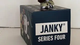 SuperPlastic Janky series four blind box figure opening