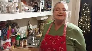 Appalachian cooking with Brenda old-fashioned Christmas apple pie