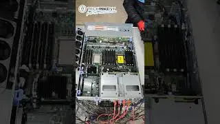 R740XD comes to life