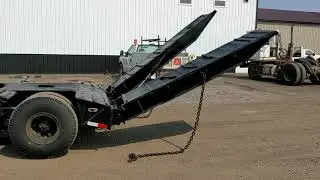 1972 FRUEHAUF 35 TON LOWBOY WITH POWERED RAMPS For Sale