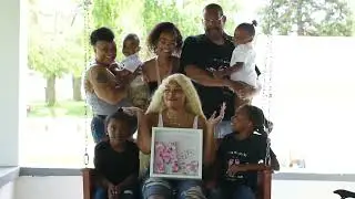 Robyn Frank&rsquo;s Family Love Story Photos