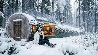 Forest ASMR 🌿 Builds a Hidden Home Inside a Giant Tree Trunk