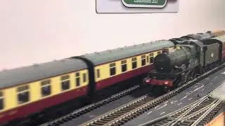 Bachmann A1 60163 Tornado w Locoman Sounds Decoder on MK1 Crimson & Cream Coaches