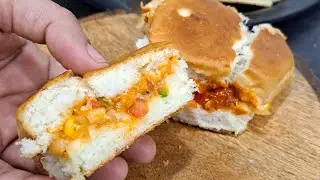 Pav Pizza Sliders For Kids| pizza pav sliders banane ki recipe | cheesey pav pizza for family party 