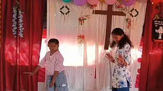 Yeshu Raje Da Janam Christian Punjabi Song🎄Dance by Sister Eliza & Elishama #papluparasethministries