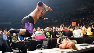 Triple H против Умаги – Уличная драка: WWE Cyber ​​Sunday 2007