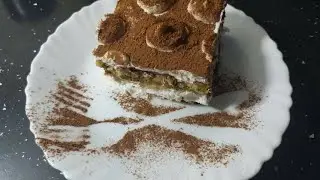 Tiramisu à la banane sans oeufs🍌🍌🍌تيراميسو بالموز بدون بيض سهل وسريع