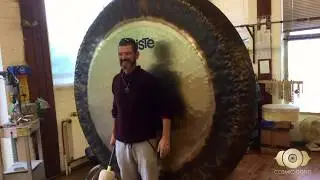 &Acirc;ngelo Surinder Playing the Paiste 80