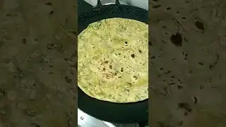 Methi Parota 🤪 Methi Paratha / Methi Chapathi Recipe