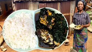 African Mama Make Rich Vegetable Stew With Tiny Catfish/Mama&rsquo;s Secret Recipe!🥗🍲