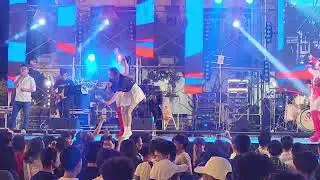 การแสดงดนตรีวงสุปรียาแบนด์ หลังน้องต้นข้าวแสดงจบ งานวัดบ้านขอม สมุทรสาคร