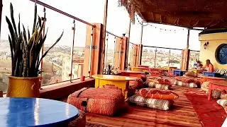 restaurant le rooftop إطلالة رائعة وجلسة تقليدية من مقهى بمدينة أسفي