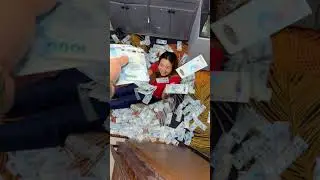 С РОЖДЕСТВОМ, МАМАША, и С НОВЫМ ГОДОМ 🤣