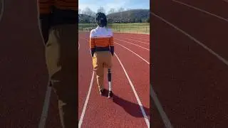 Walking on the track field #prosthesis #prostheticleg #amputee #amputada #prosthetics
